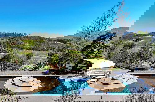 Foto 58 - Kenwood Vista by Avantstay 7acres w/ Pool, Fire Pit, Vineyard Views