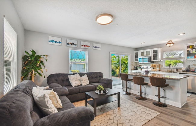 The Tampa Oasis - Photo 27
