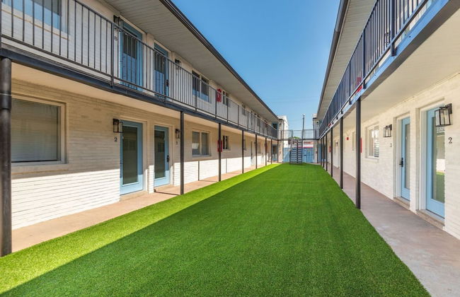 Modern Unit In Nashville Area 2 Bedroom Apts - Photo 30