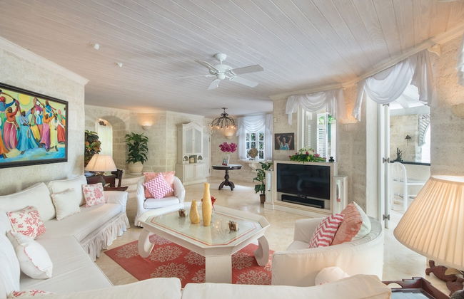 Harmony House 3 Bedroom Villa - Photo 6