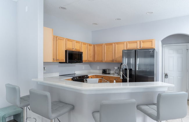 Poolside Serenity Near Disney World 4 Bedroom Home by RedAwning - Foto 18