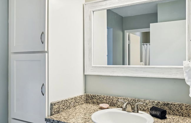 Sandpiper Cove 3202 2 Bedroom Condo by RedAwning - Photo 13