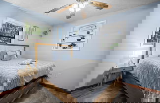 Foto 2 - Andy Woods Lodge - 4 Bedrooms, 1.5 Baths, Sleeps 8 4 Home by RedAwning