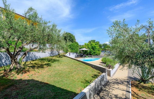 Villa Elisa With View - Foto 20