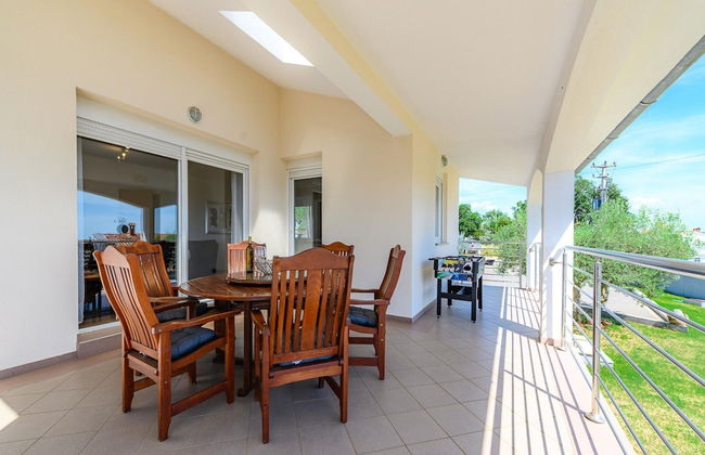 Villa Elisa With View - Foto 25
