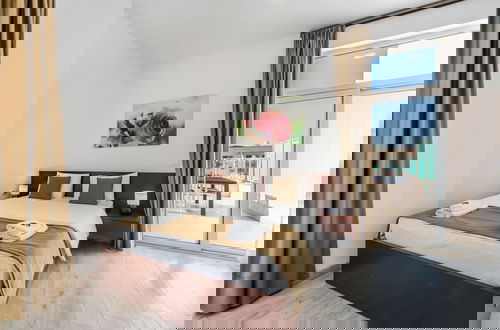 Photo 8 - Stylish Studio With Spacious Balcony -trendafili