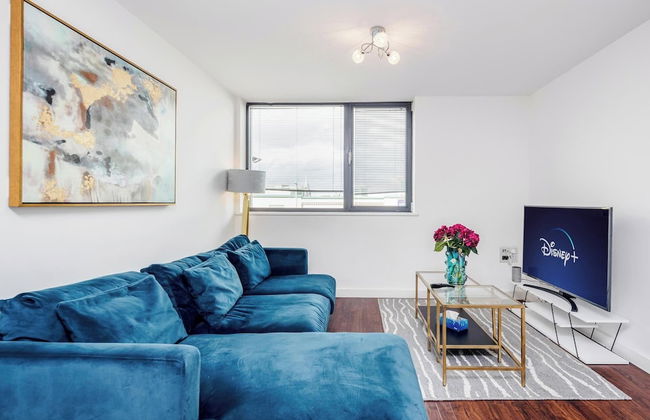 Basildon - 2-bed - Sleeps 5 - Near Train Station - Foto 1