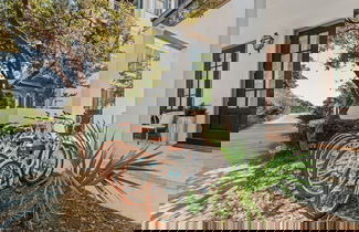 Foto 3 - Rosemary Bluegrass by Avantstay LUX Downtown Rosemary Private Pool