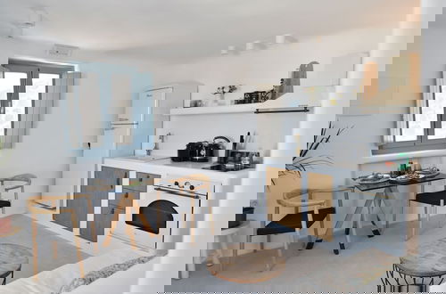Foto 2 - Panthea Suite Santorini