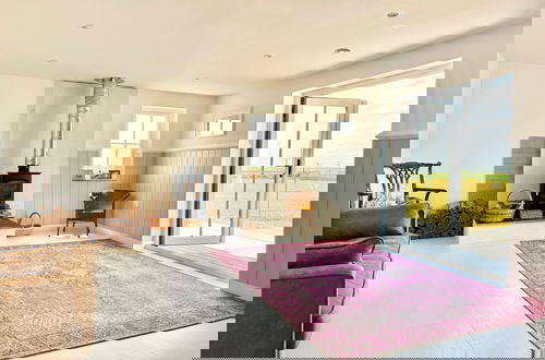 Foto 6 - Seawynds Family Home With Far-reaching Sea Views