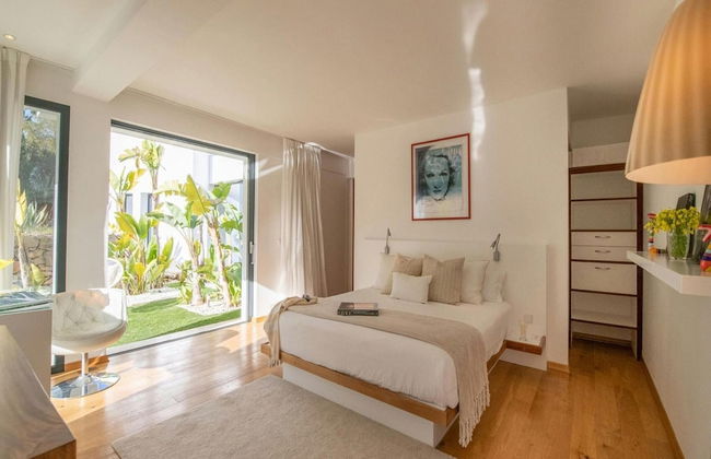 Villa With Multiple Outdoor Terrace - Foto 4