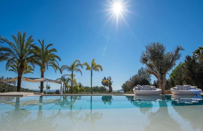 Villa With Multiple Outdoor Terrace - Foto 27