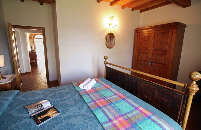 Farmhouse in Poppi With Pool & Valley Views - Photo 4