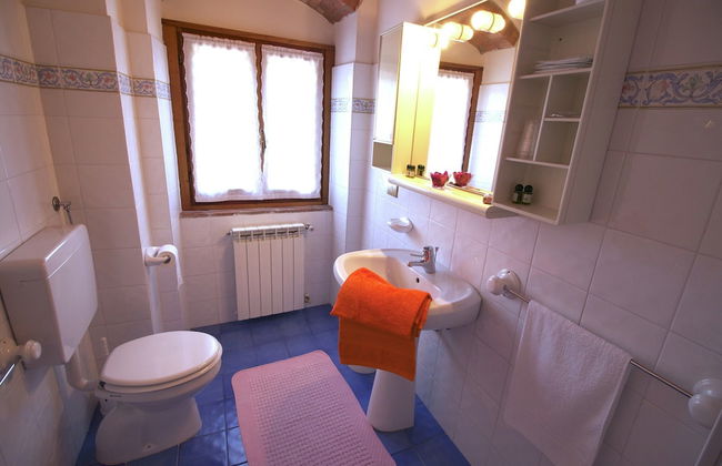 Farmhouse in Poppi With Pool & Valley Views - Photo 18