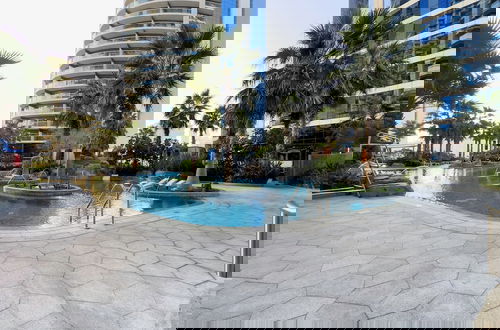Foto 24 - Glamorous 2BR in Damac Paramount Tower
