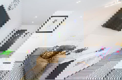 Photo 6 - Avo Apartment - Modern Style & Great Location