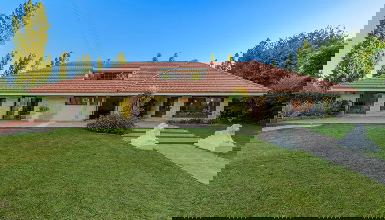 Foto 1 - FLIPHAUS Wine Country Mansion 27pax