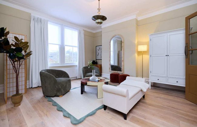 The Rosebery Retreat - Inviting 4bdr With Garden - Foto 25