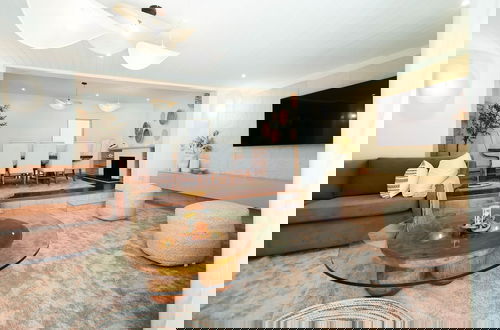 Photo 29 - Luxurious Urban Oasis - 2276