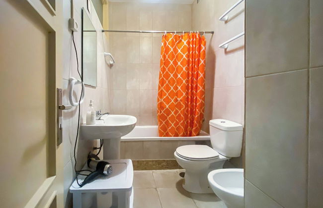 Cavalo · Convenient 3-bedroom Home - Foto 6