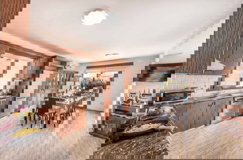 Foto 9 - Villa Hermis