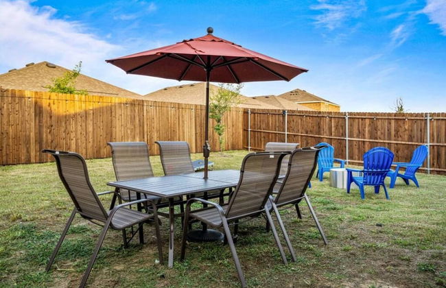One Level Home Foosball Firepit Quiet Neighborhood - Photo 35