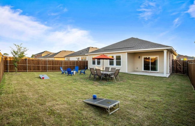 One Level Home Foosball Firepit Quiet Neighborhood - Photo 25