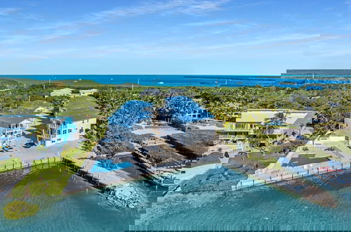 Foto 58 - Islamorada Home, Ocean Views, Playroom, Near Tiki Bar, Pool, And Boat Dockage, Ultimate Keys Getaway 3 Bedroom Home by RedAwning