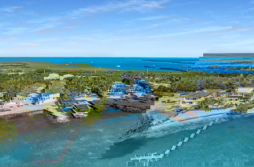 Foto 52 - Islamorada Home, Ocean Views, Playroom, Near Tiki Bar, Pool, And Boat Dockage, Ultimate Keys Getaway 3 Bedroom Home by RedAwning