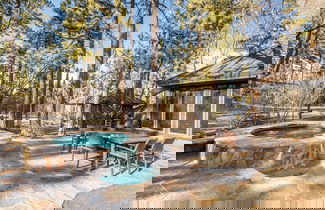 Foto 2 - Heavenly Valley by Avantstay Home w Pool Sauna Hot Tub Game Room Tennis Crt Basketball Crt