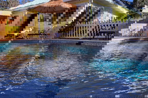Foto 52 - NEW Jungle Paradise Treehouse Suite With Resort Amenities Elevator Access Outdoor Kitchen Lagoon Lazy River Pool RV Hook up