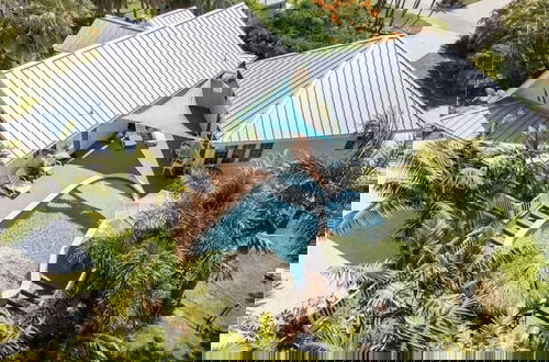 Foto 50 - NEW Jungle Paradise Treehouse Suite With Resort Amenities Elevator Access Outdoor Kitchen Lagoon Lazy River Pool RV Hook up