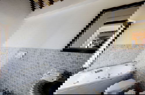 Foto 19 - Enticing Apartment in Ascoli Piceno With Swimming Pool