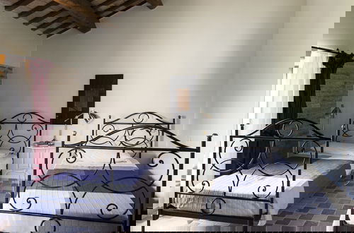 Foto 8 - Enticing Apartment in Ascoli Piceno With Swimming Pool