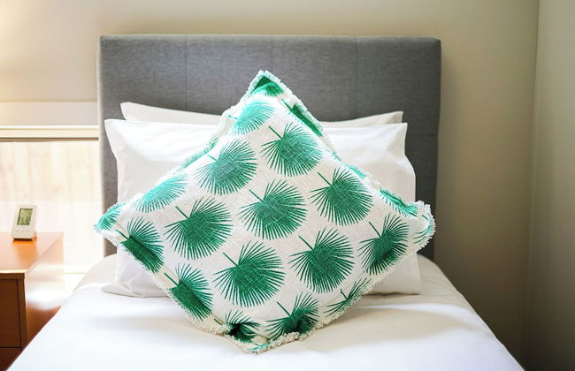 StayAU Spacious Stay Point Cook - Photo 23