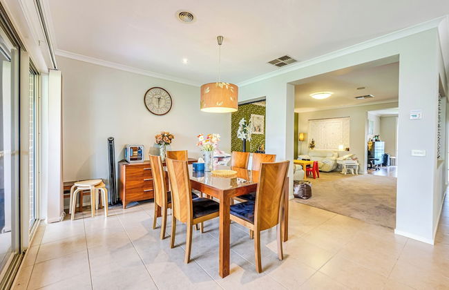 StayAU Spacious Stay Point Cook - Photo 28