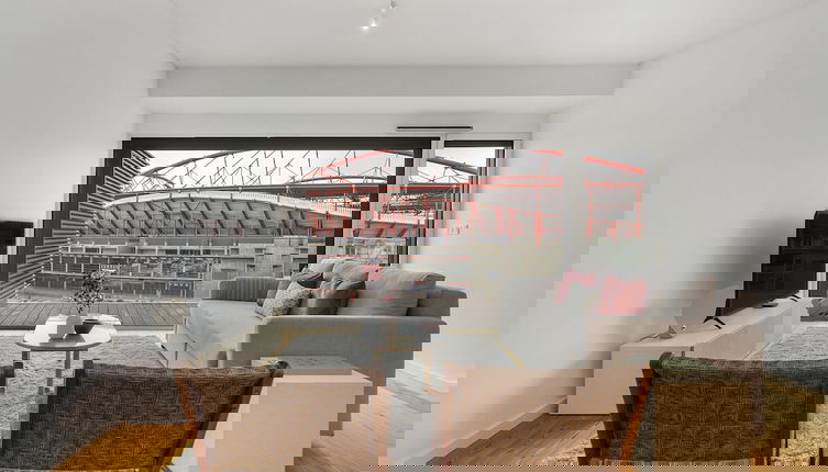Foto 1 - Urban Retreat W/Parking, Elevator & Ac By Benfica Stadium