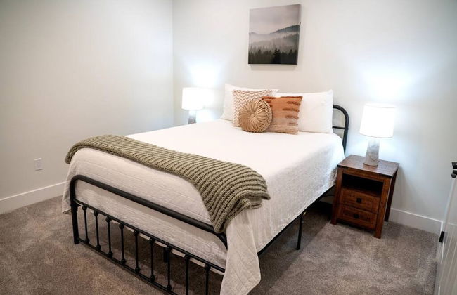 Cozy Escape at Moose Hollow - Photo 6