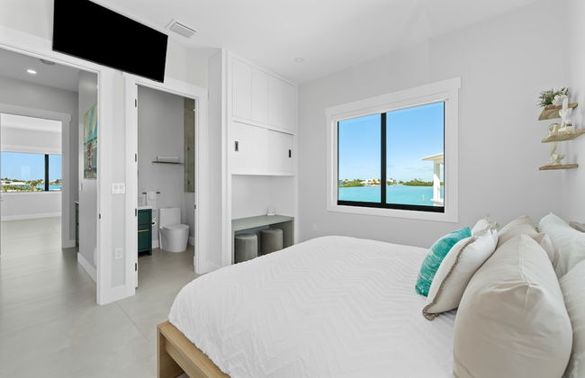 Luxury Seaside Escape Pool Dock Scenic Views - Foto 43