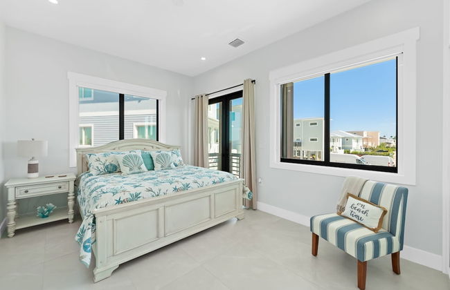 Luxury Seaside Escape Pool Dock Scenic Views - Foto 23