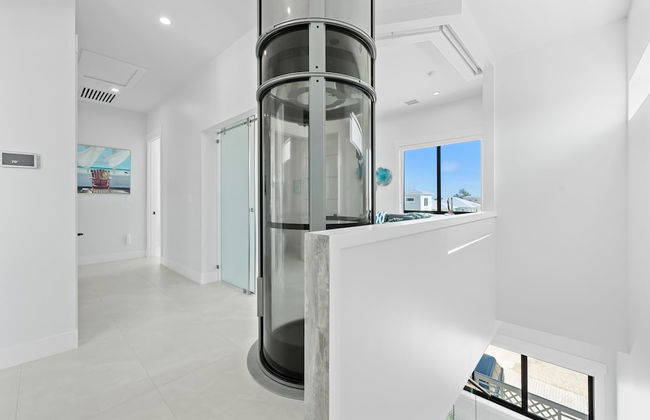 Luxury Seaside Escape Pool Dock Scenic Views - Foto 28