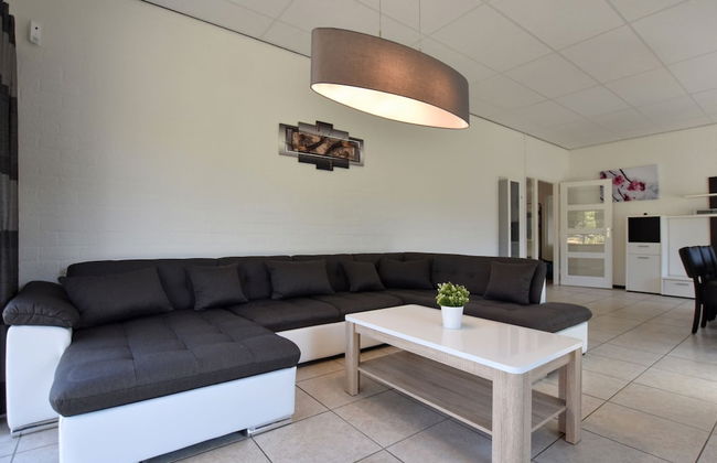 Luxury House in South Limburg Near Forest - Foto 34
