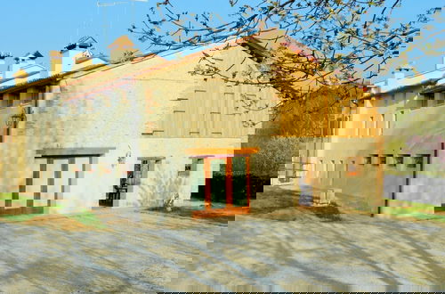 Foto 17 - Modern Farmhouse in Pagnano Italy Near Forest