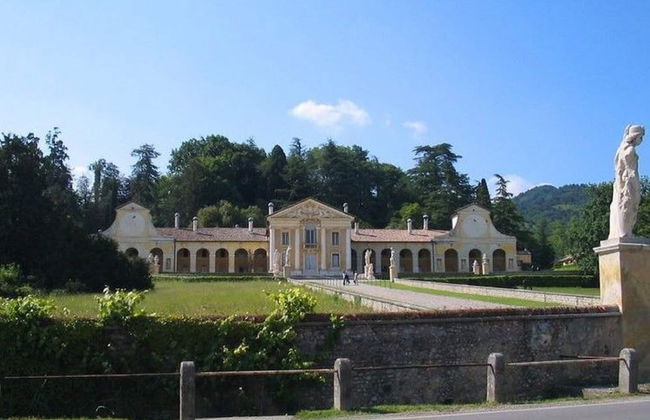 Modern Farmhouse in Pagnano Italy Near Forest - Foto 38