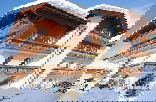 Foto 26 - Apartment in Kitzbuhel Alps With Wellness Area