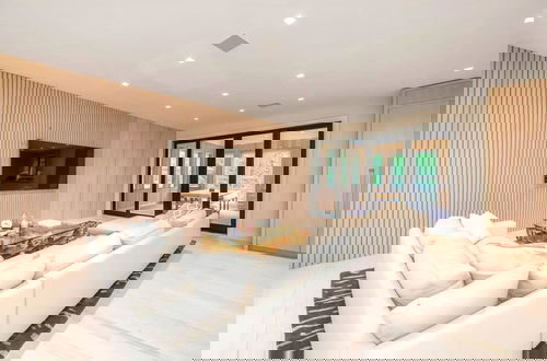Photo 24 - Luxury Villa 7br 7baths With a Private Pool Hamptons