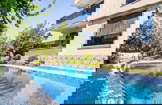 Foto 3 - Lux Villa w Balcony Pool Sauna Garden in Antalya