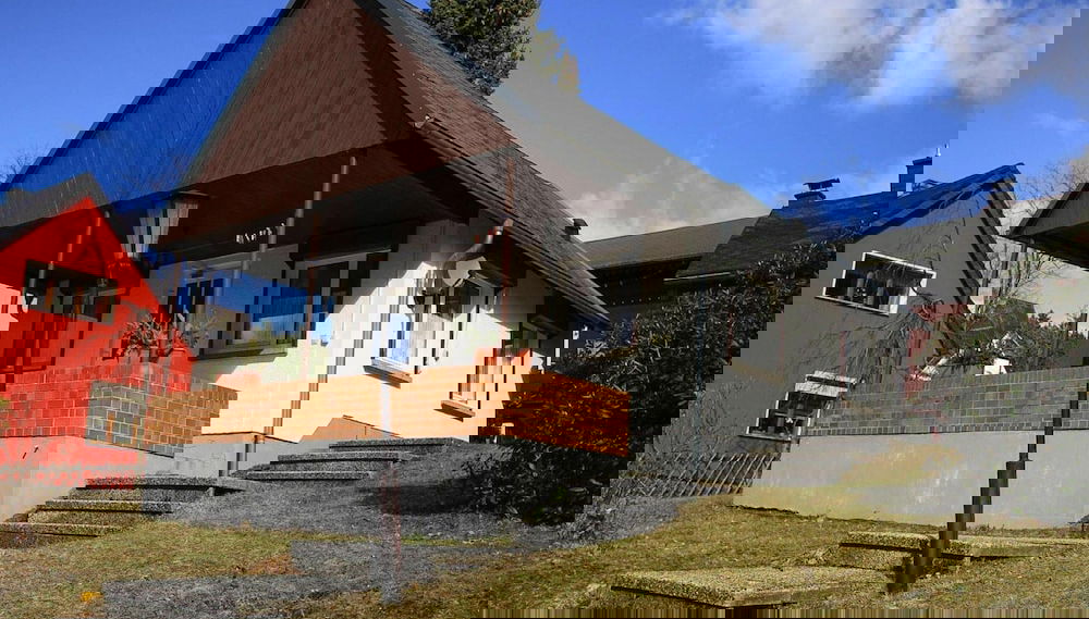 Primary image