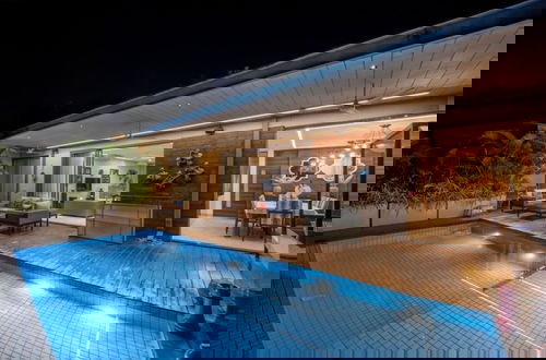 Foto 1 - Avior by Hireavilla - 4BR w Infinity Pool in Parra