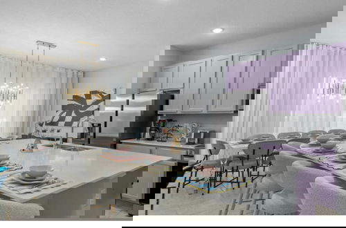 Photo 3 - NEW Home 8 Bedrooms At Bella Vida Resort